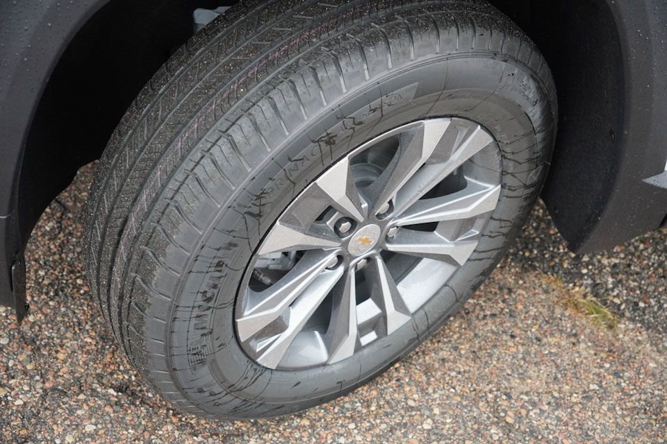 New 2026 Chevrolet Equinox LT w/ Safety and Technology Package image 9