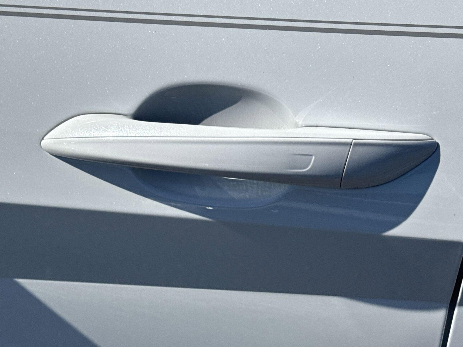 Used 2025 Hyundai Elantra Limited FWD image 15