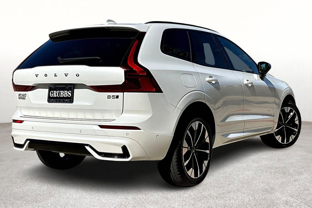 Used 2026 Volvo XC60 B5 Plus w/ Protection Package Premier image 2