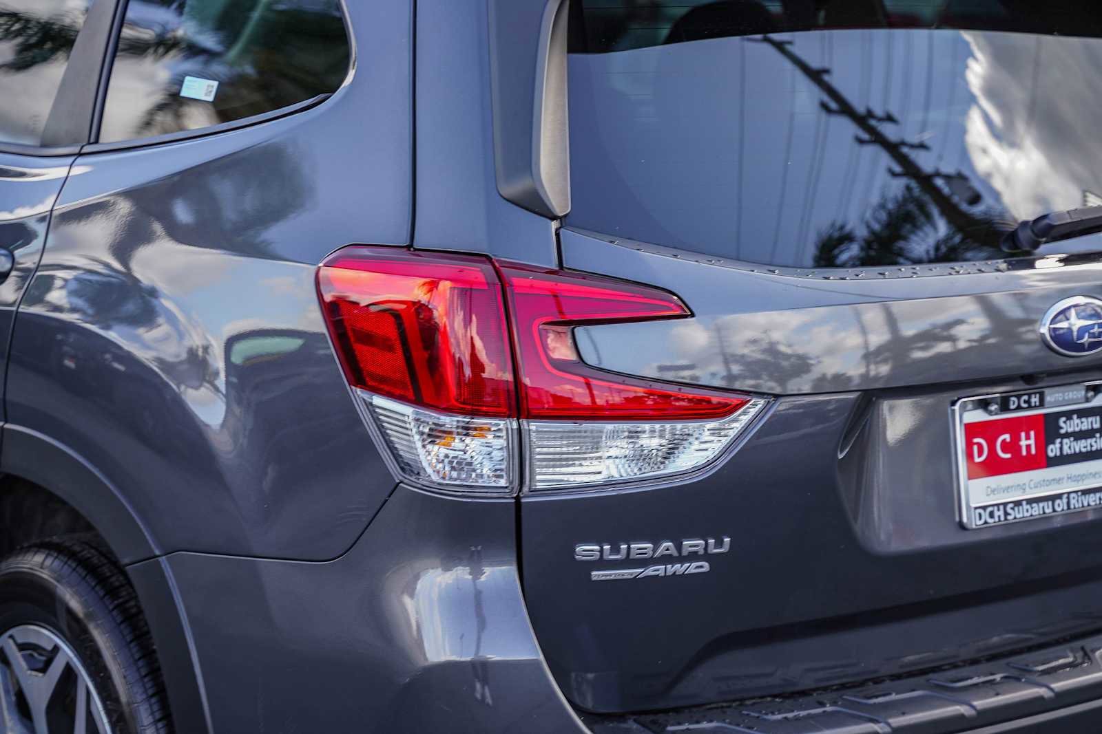 Used 2020 Subaru Forester Premium image 7