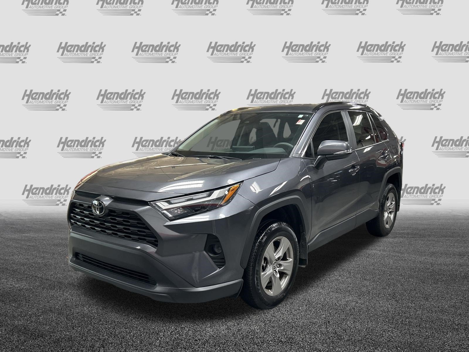 Used 2025 Toyota RAV4 XLE FWD image 5