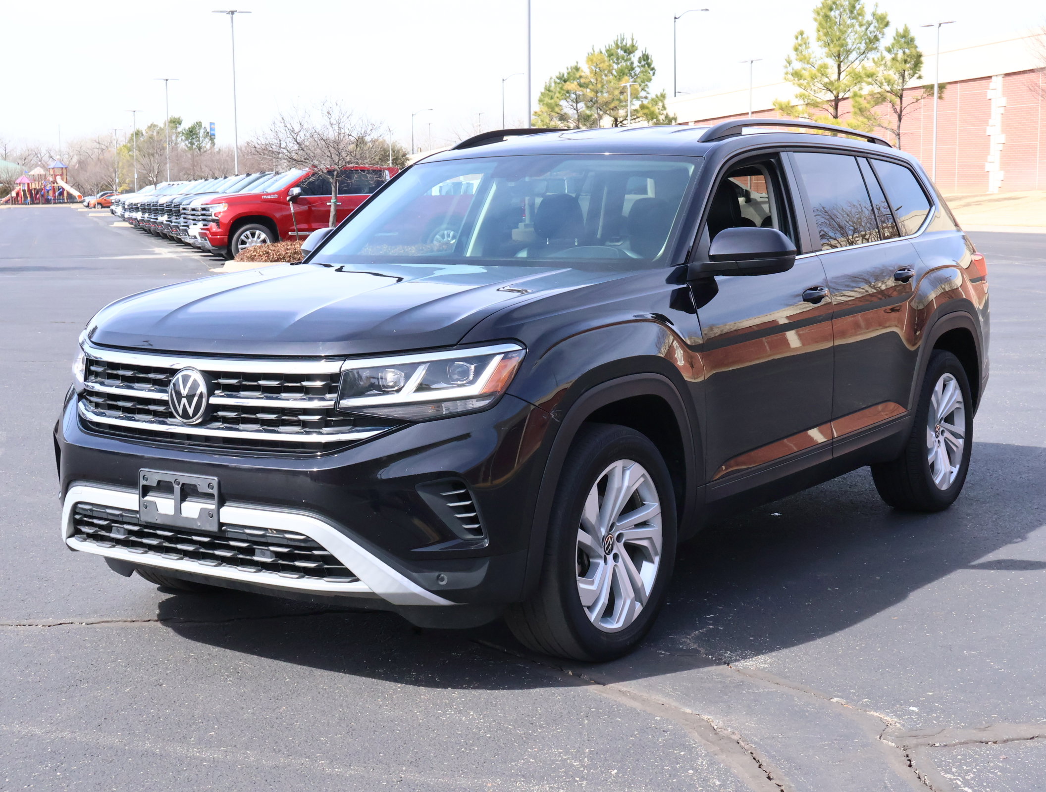 Used 2022 Volkswagen Atlas SE image 31