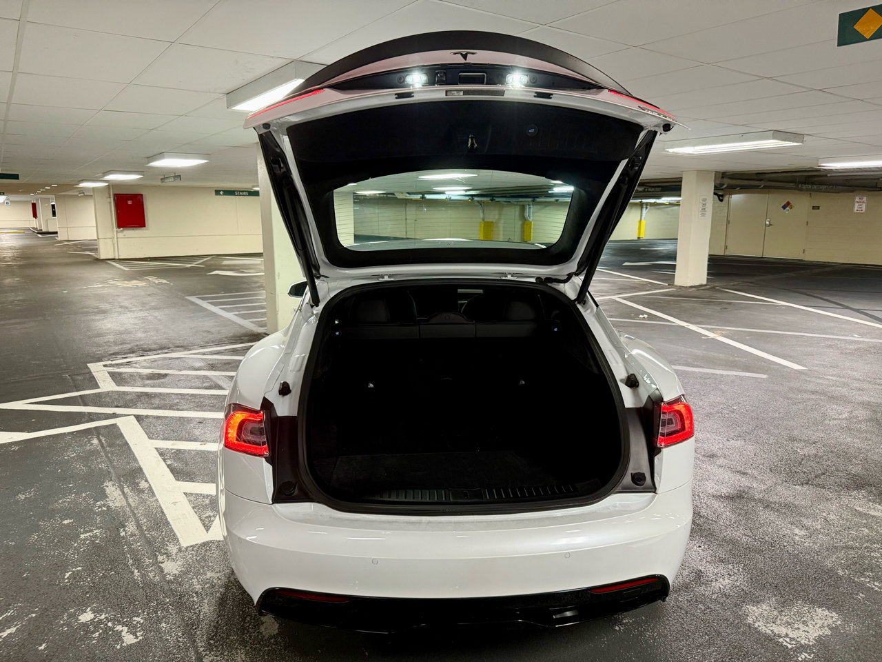 Used 2021 Tesla Model S Plaid image 10