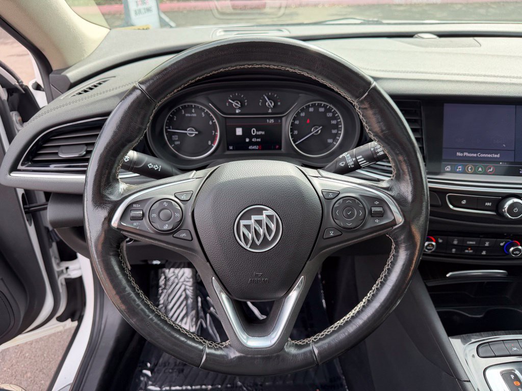 Used 2018 Buick Regal Essence w/ Driver Confidence Package #1 AWD/4WD image 20
