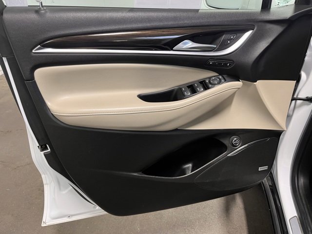 Used 2019 Buick Enclave Premium w/ Experience Buick Package image 20