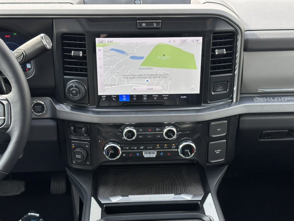 New 2025 Ford F250 Platinum image 24