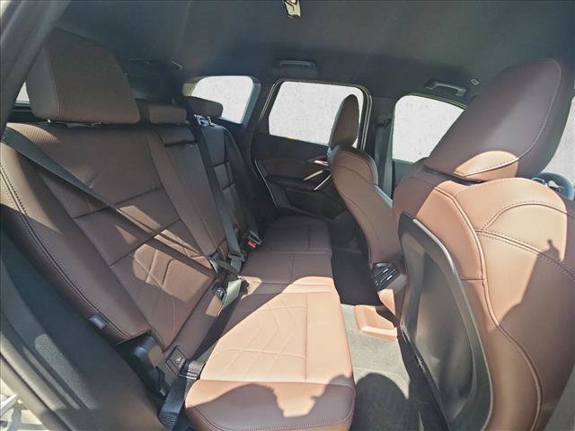 Used 2025 BMW X1 M35i w/ Shadowloine Package AWD/4WD image 18