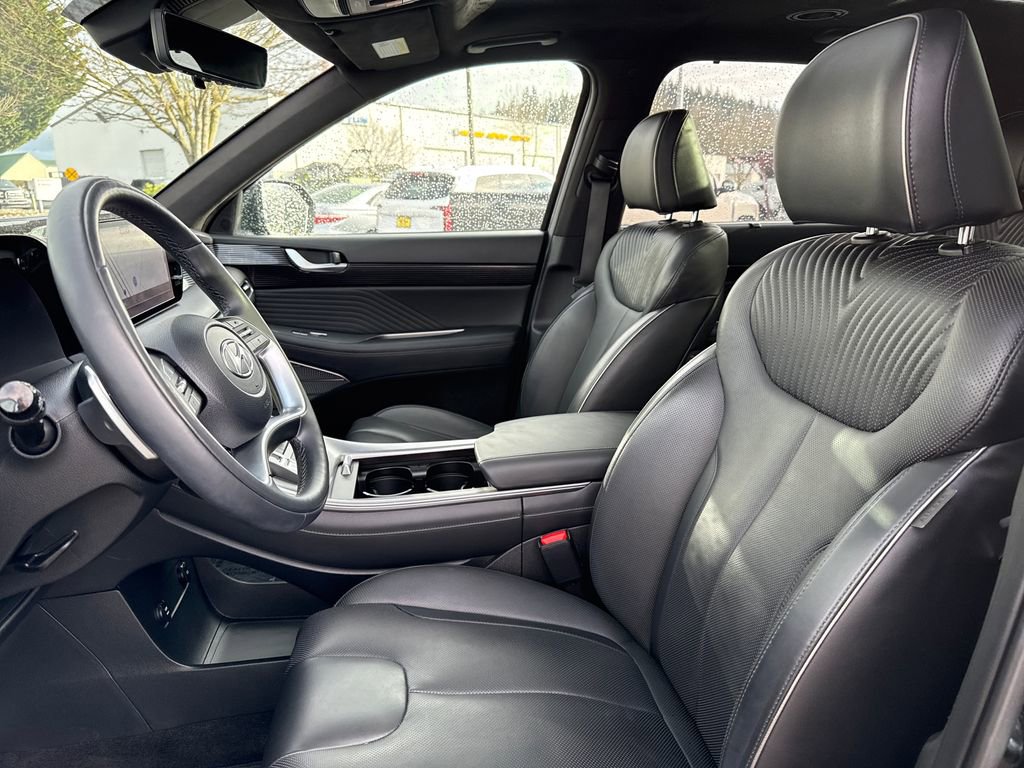 Used 2023 Hyundai Palisade Calligraphy image 20