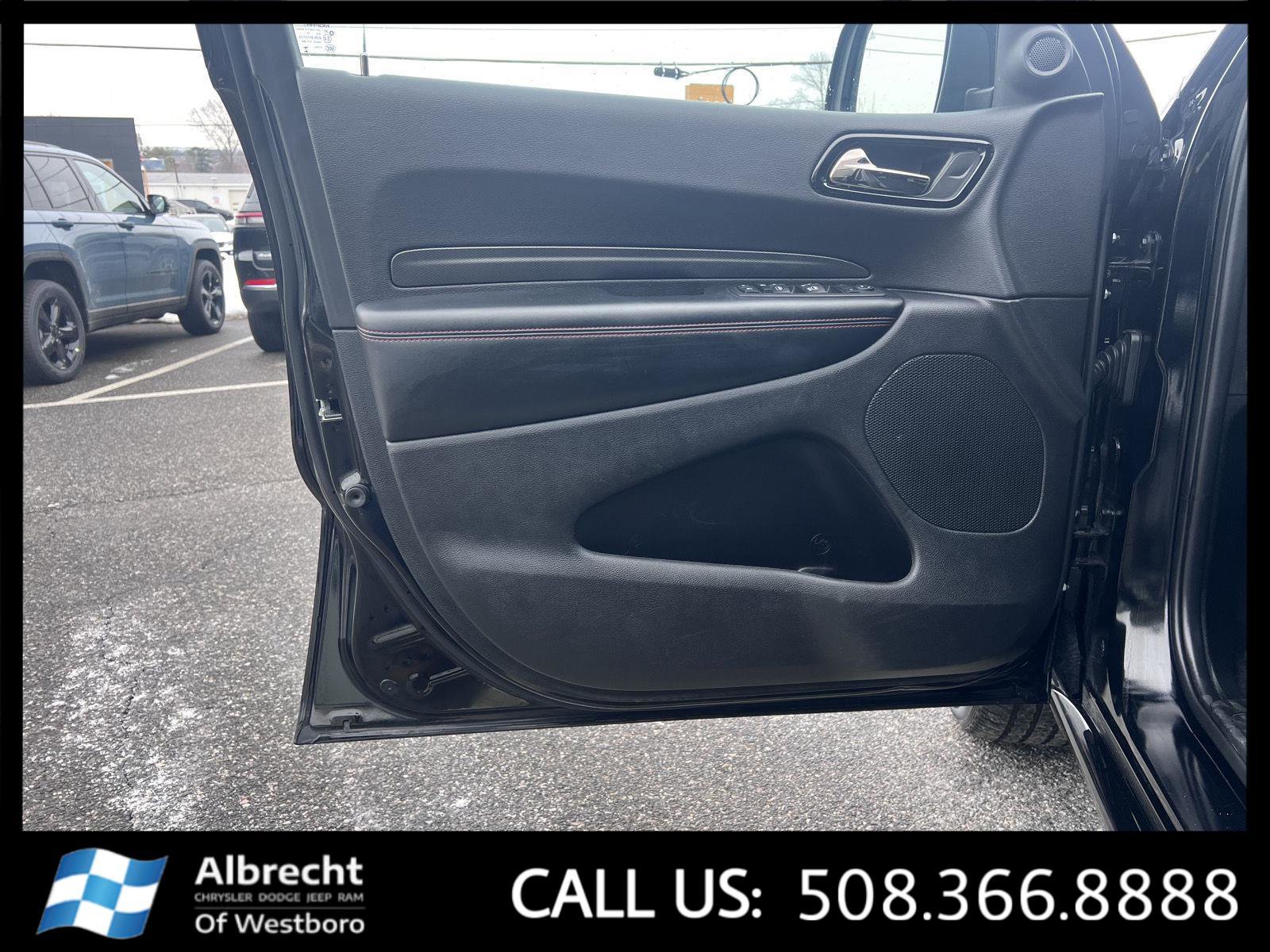 Used 2025 Dodge Durango GT AWD/4WD image 11