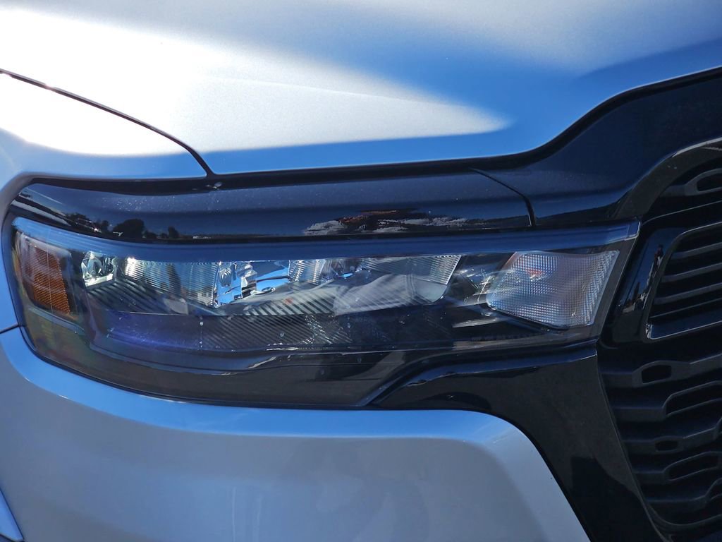 New 2026 RAM 1500 4x4 Crew Cab image 34