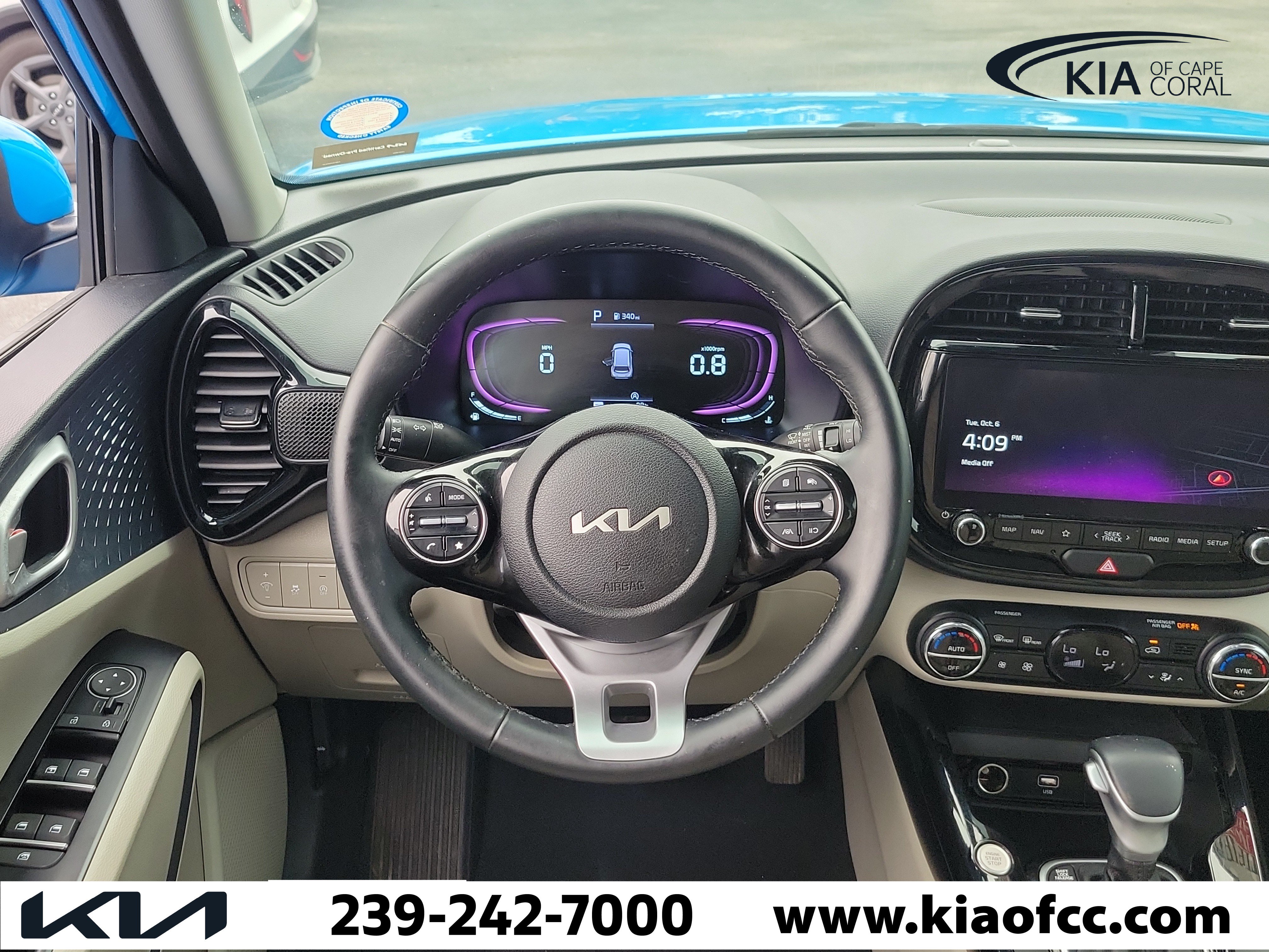 Certified 2025 Kia Soul EX FWD image 17