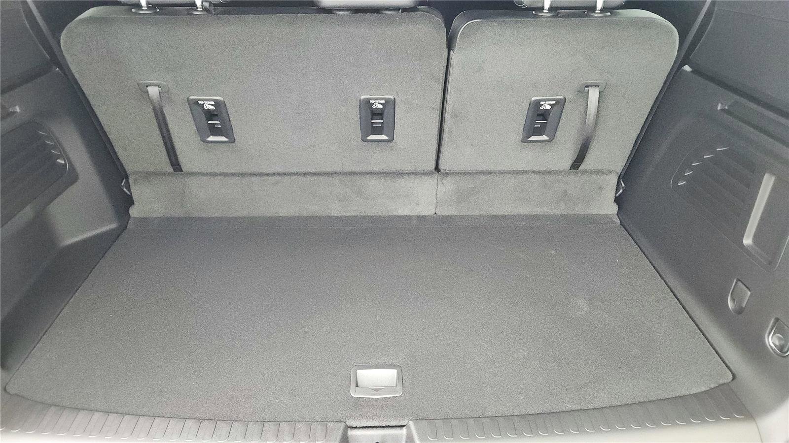 New 2026 Chevrolet Traverse LT image 17