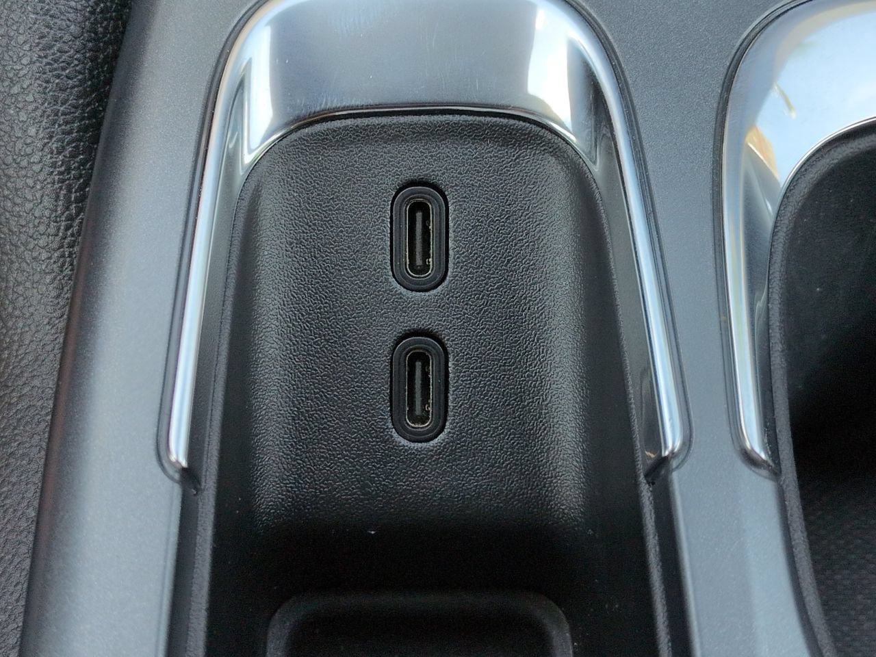 Used 2025 Chevrolet Equinox EV LT FWD image 22