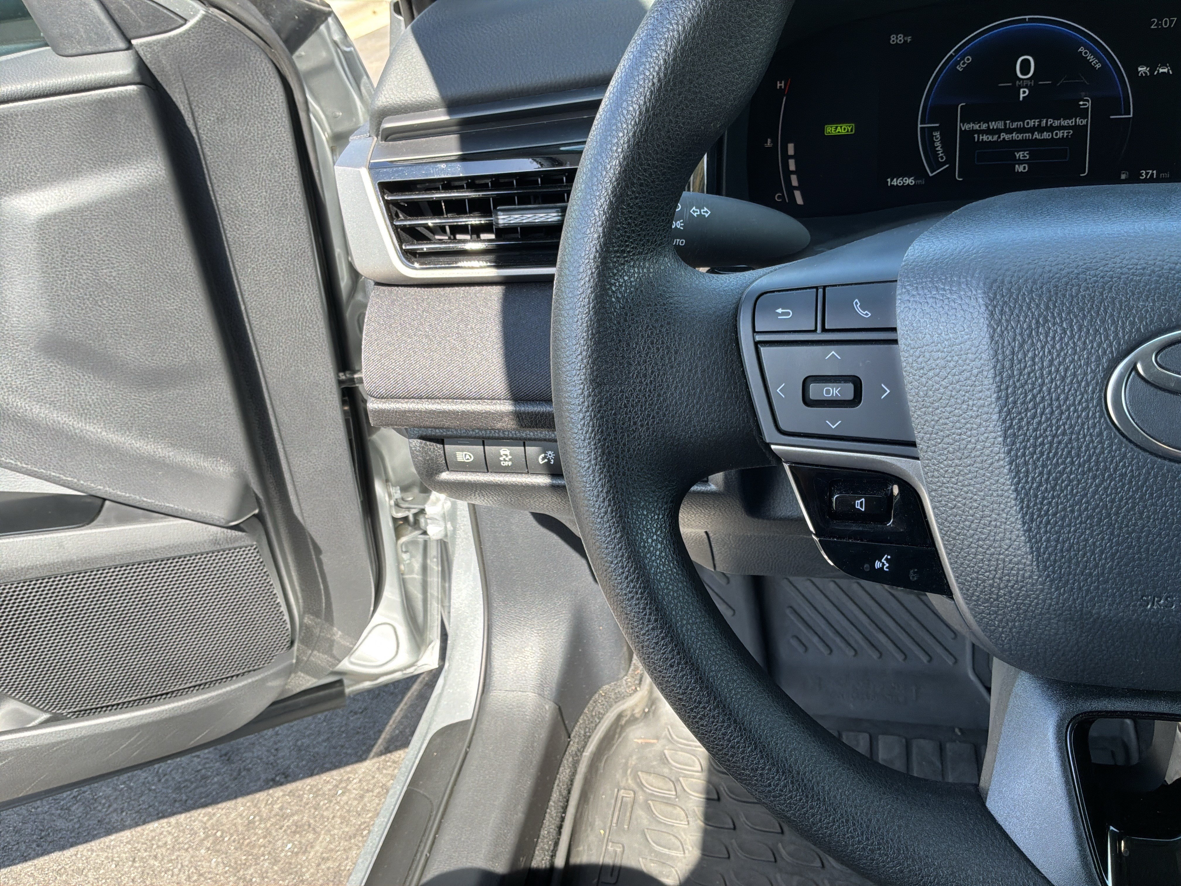 Used 2026 Toyota Camry LE FWD image 19