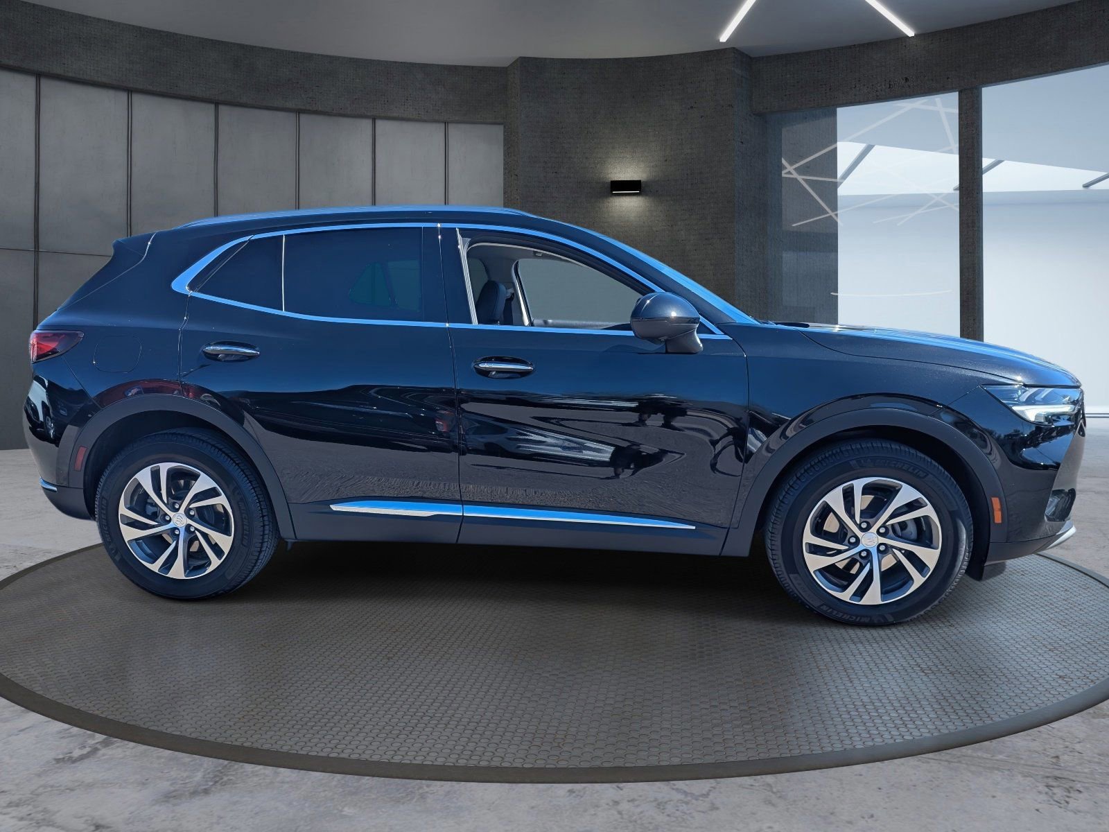 Used 2021 Buick Envision Essence w/ Technology Package I image 7