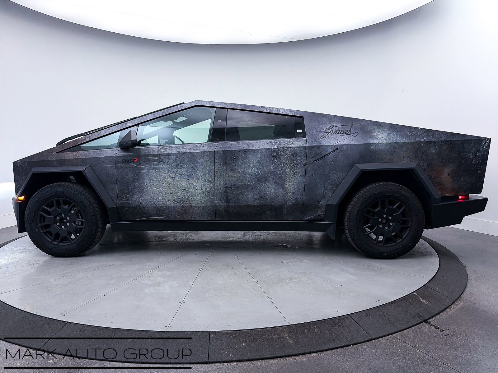 Used 2024 Tesla Cybertruck Cyberbeast image 34