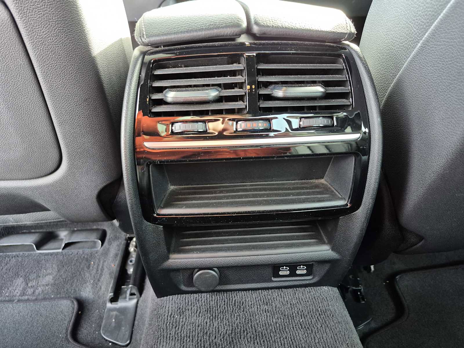 Used 2020 BMW 530i xDrive w/ Convenience Package image 36