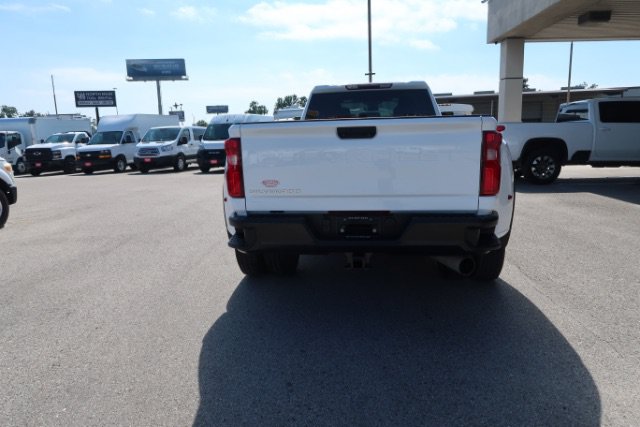 Used 2024 Chevrolet Silverado 3500 W/T w/ WT Convenience Package RWD image 5