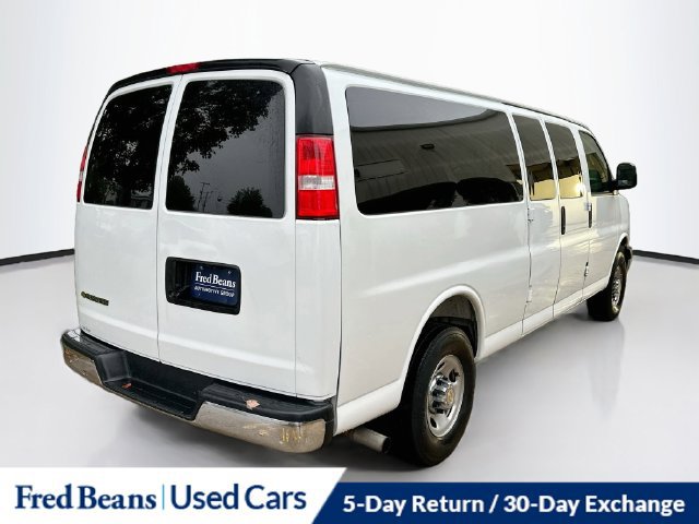 Used 2025 Chevrolet Express 3500 LT w/ LT Preferred Equipment Group RWD image 12