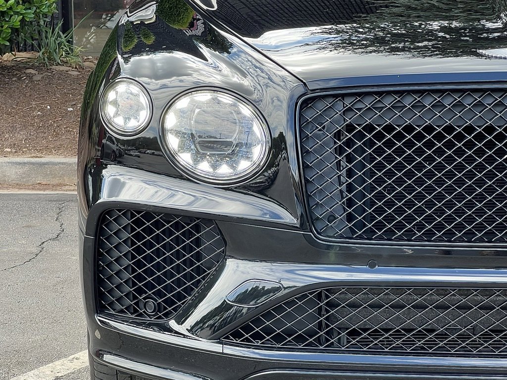 Used 2023 Bentley Bentayga image 4