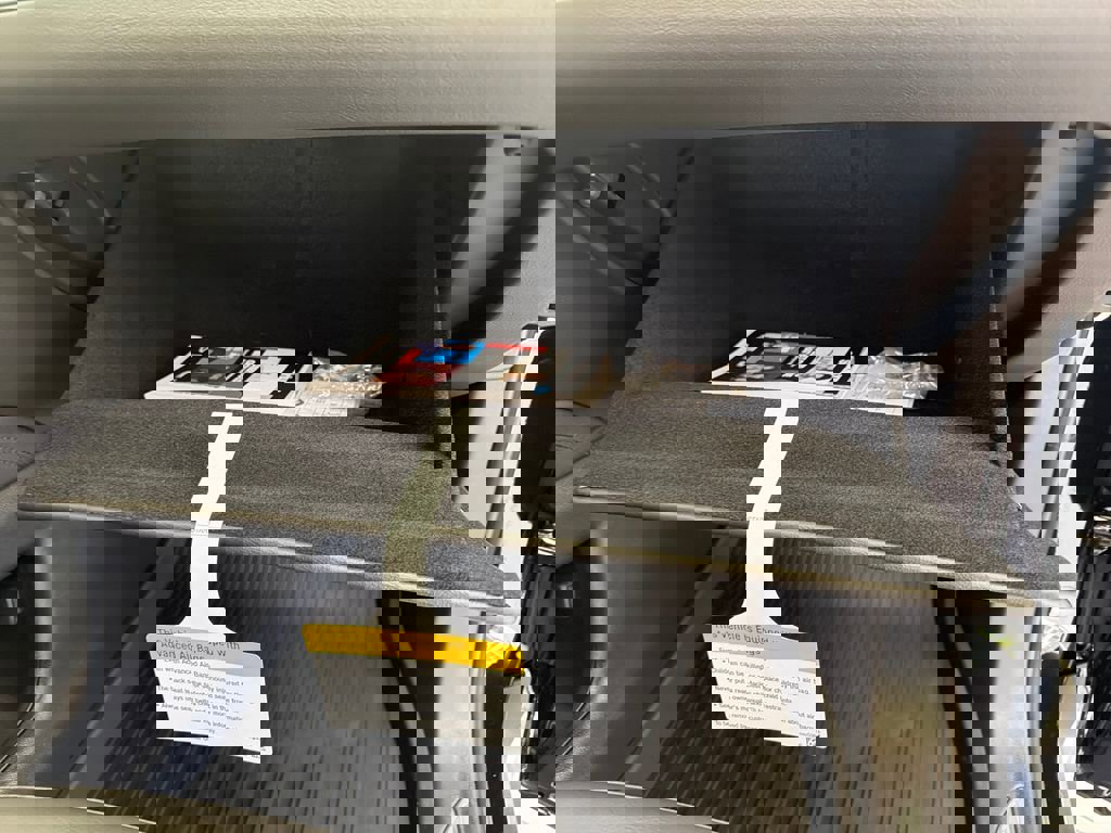 New 2026 Cadillac XT5 Luxury w/ LPO, Floor Liner Package AWD/4WD image 21