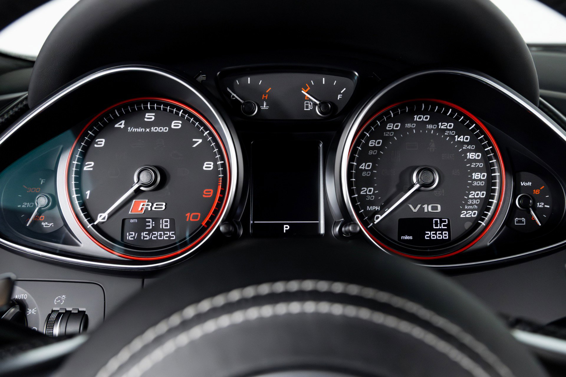 Used 2015 Audi R8 Competition image 17