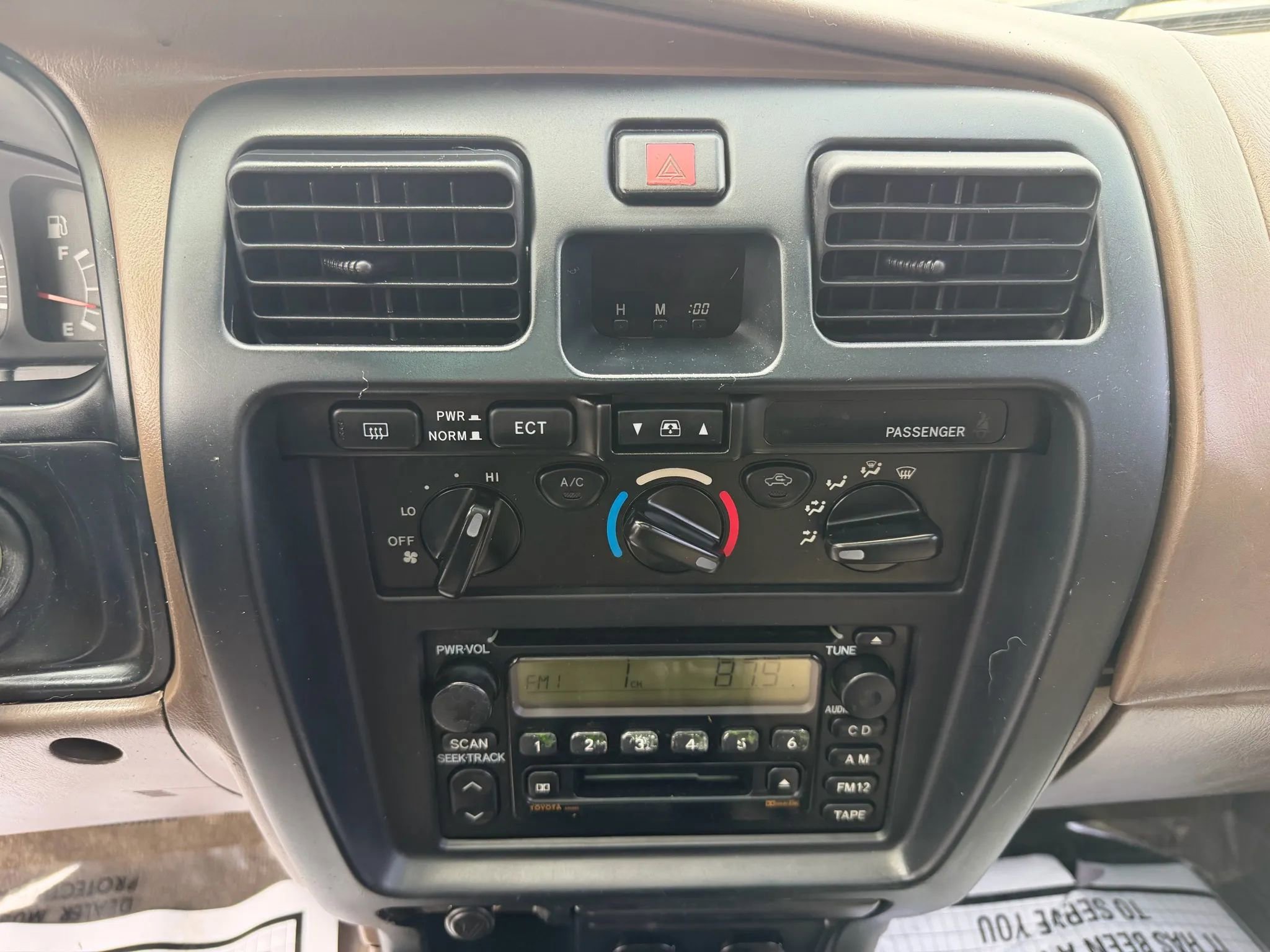 Used 2002 Toyota 4Runner SR5 image 15