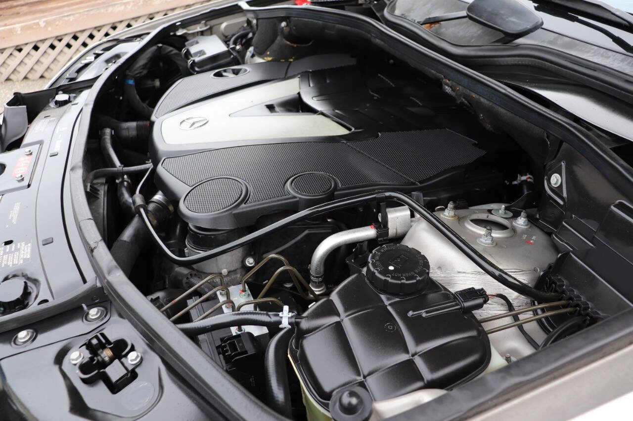 Used 2009 Mercedes-Benz ML 320 BlueTEC 4MATIC image 13