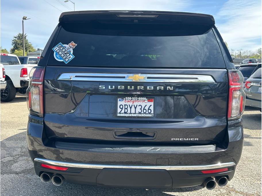 Used 2023 Chevrolet Suburban Premier image 7
