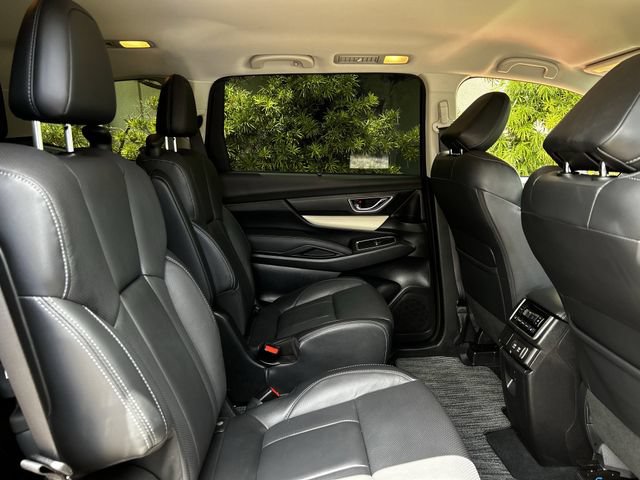 Used 2022 Subaru Ascent Limited AWD/4WD image 32