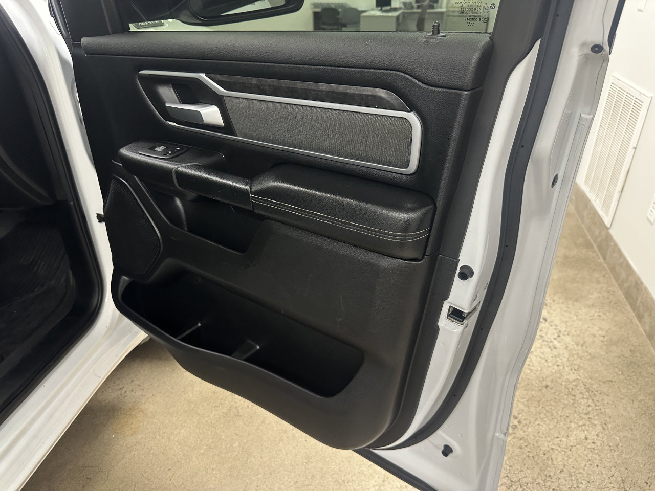 Used 2021 RAM 1500 Big Horn image 70