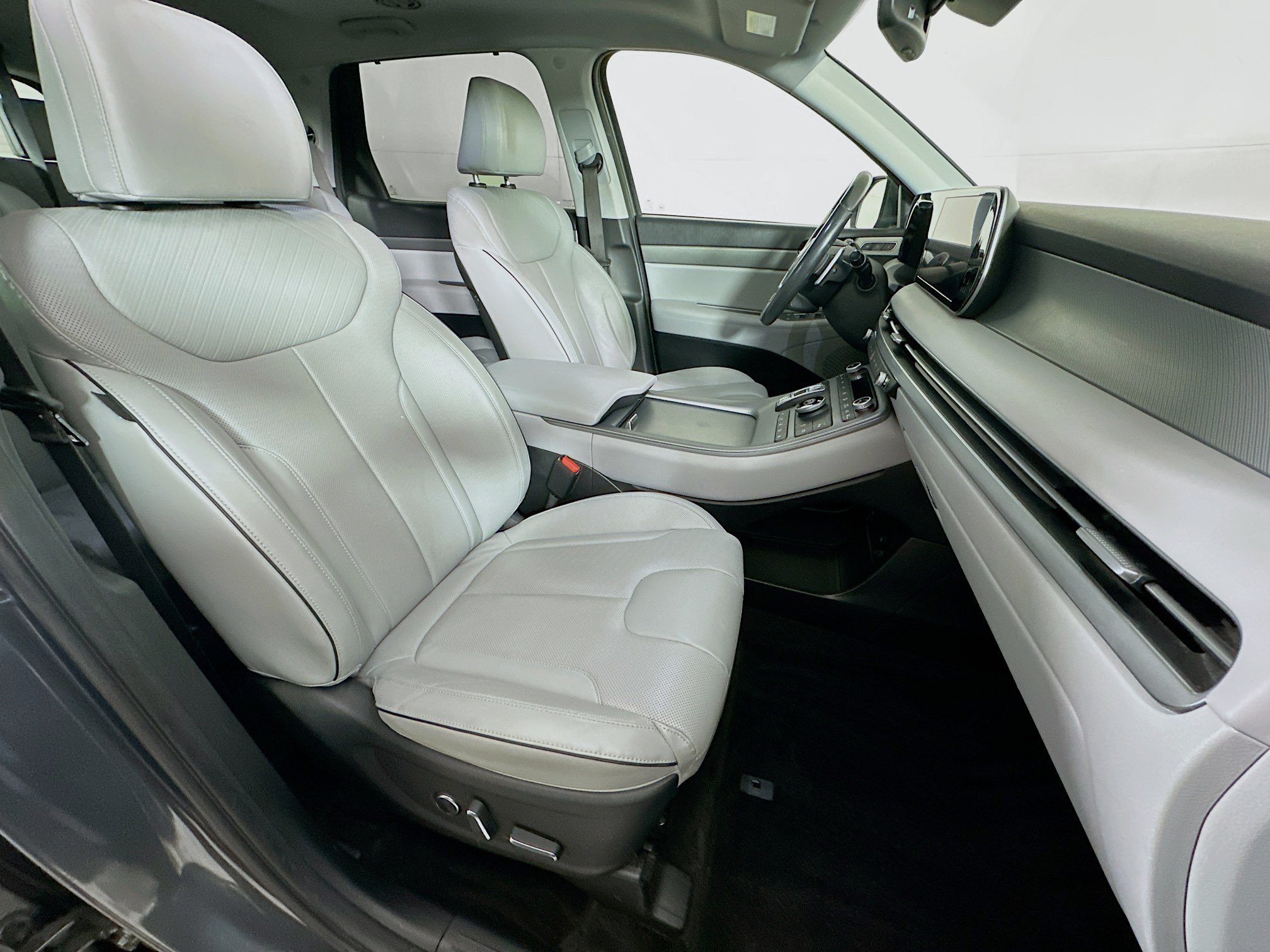 Used 2024 Hyundai Palisade SEL w/ Premium Package FWD image 34
