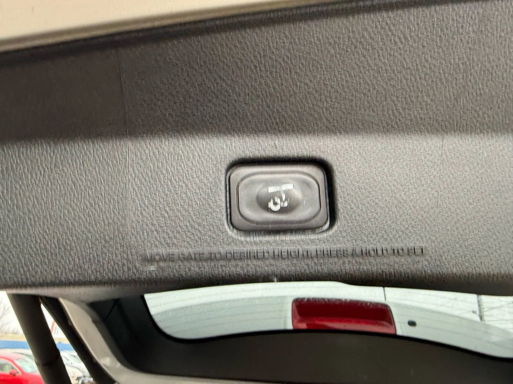 Used 2018 Ford Explorer XLT w/ Equipment Group 202A image 15