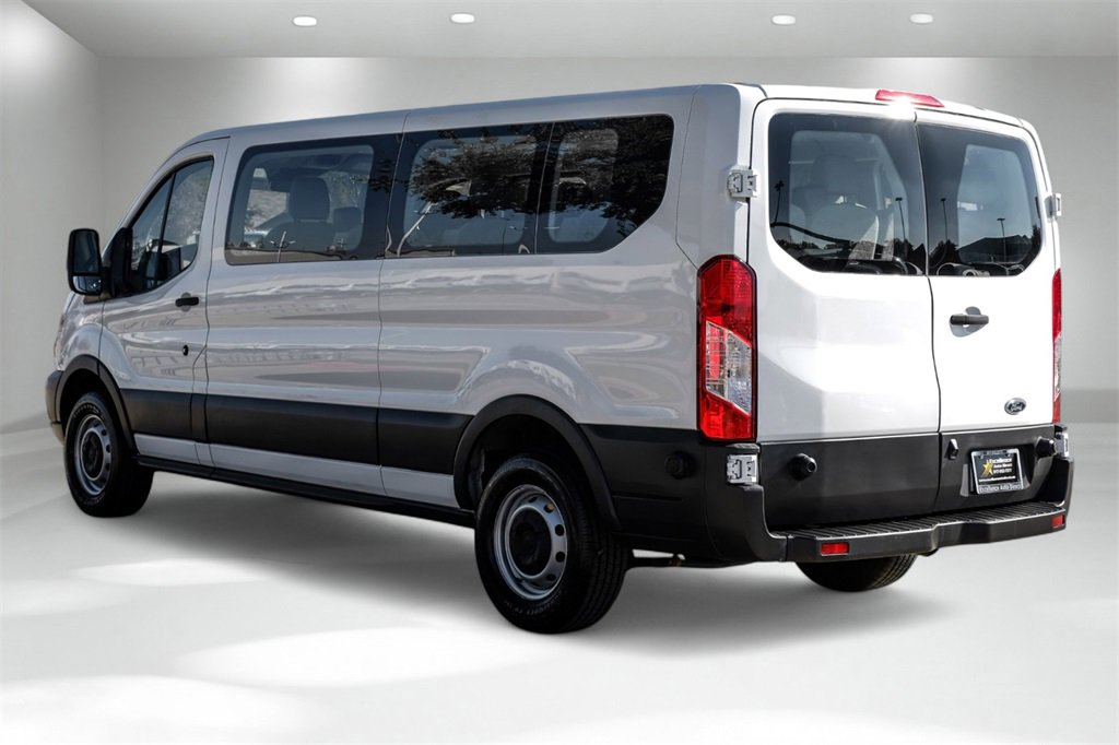 Used 2016 Ford Transit 350 XL image 8