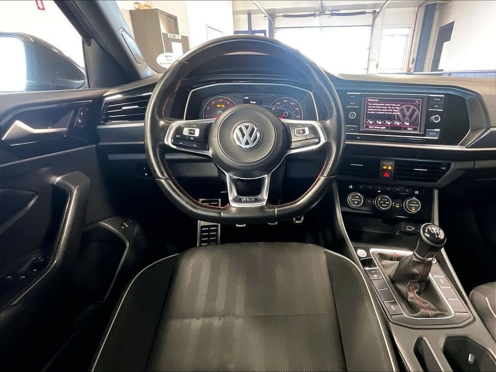 Used 2019 Volkswagen Jetta GLI FWD image 17
