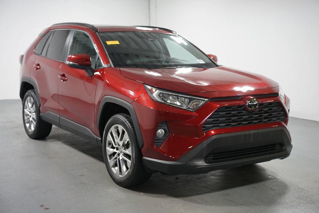 Certified 2021 Toyota RAV4 XLE Premium image 3