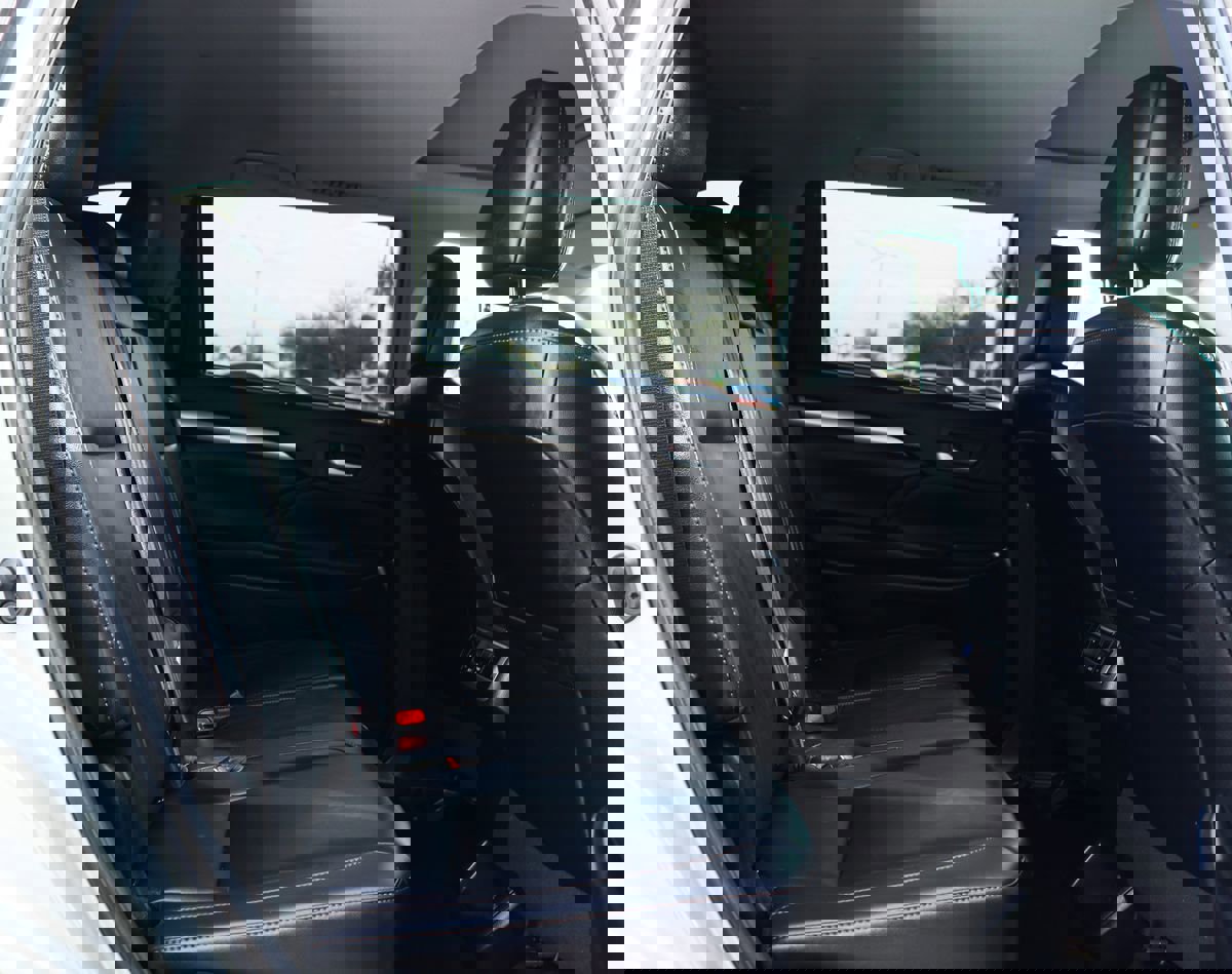 Used 2019 Toyota Highlander XLE image 28