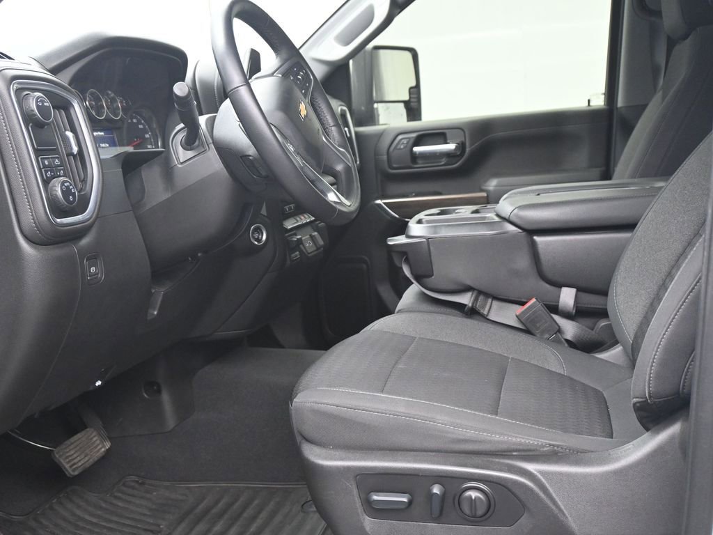 Used 2022 Chevrolet Silverado 2500 LT w/ Convenience Package RWD image 13