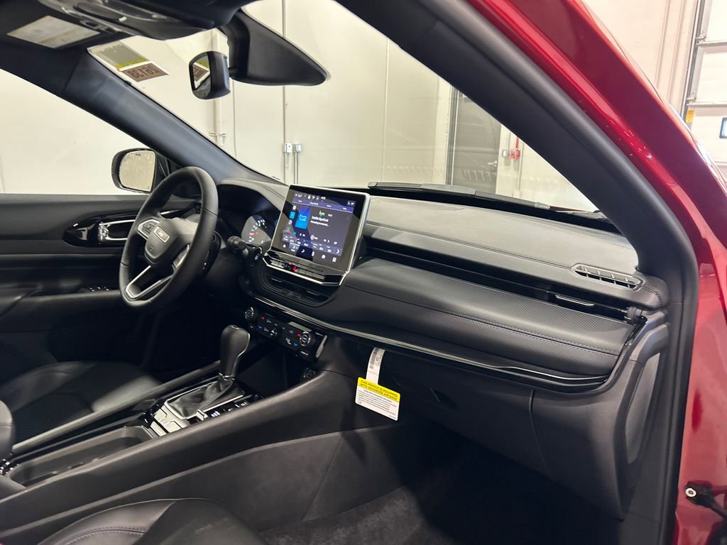 New 2026 Jeep Compass Latitude image 36