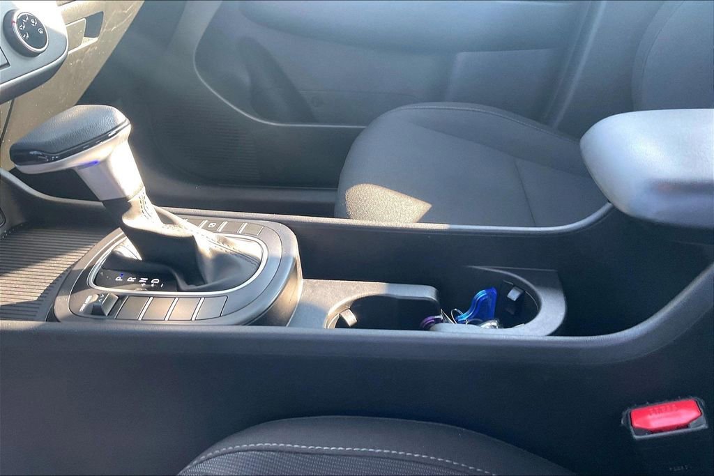 Used 2024 Hyundai Kona SE image 20