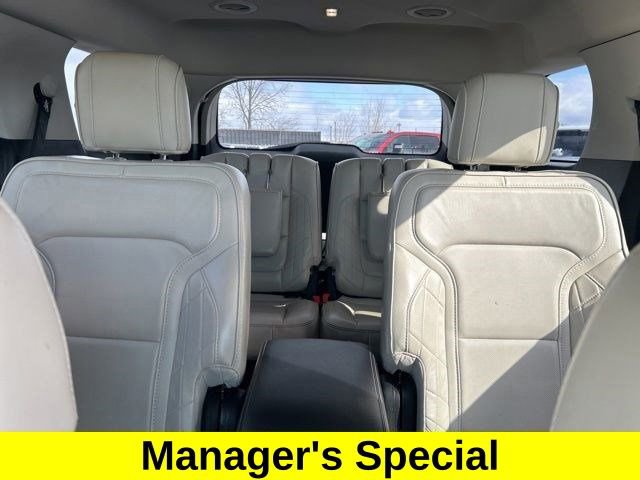 Used 2019 Ford Explorer Platinum image 34