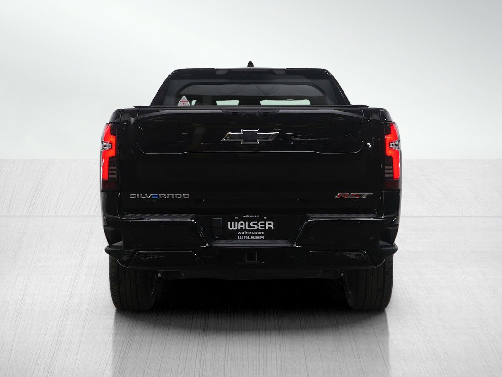 Used 2024 Chevrolet Silverado EV RST image 4