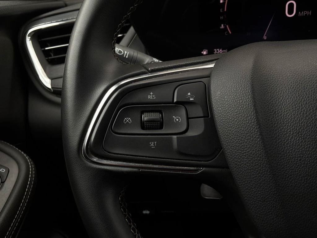 Used 2025 Buick Encore GX Preferred FWD image 31