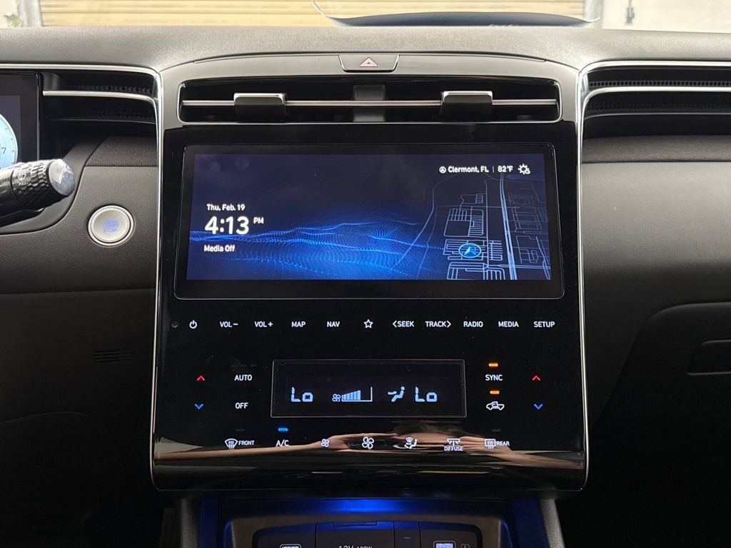 Used 2024 Hyundai Santa Cruz Limited image 21