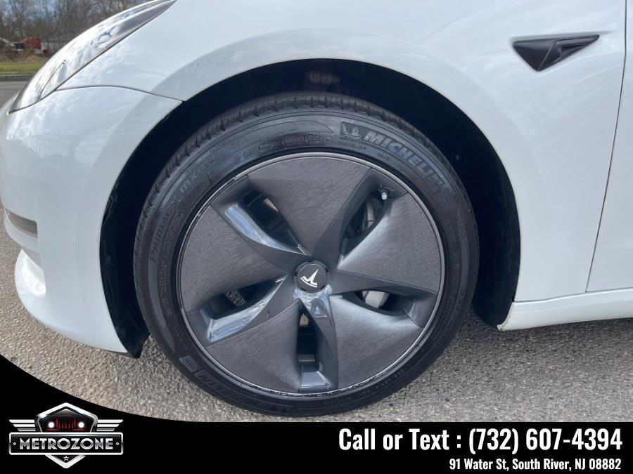 Used 2023 Tesla Model 3 Standard Range RWD image 28