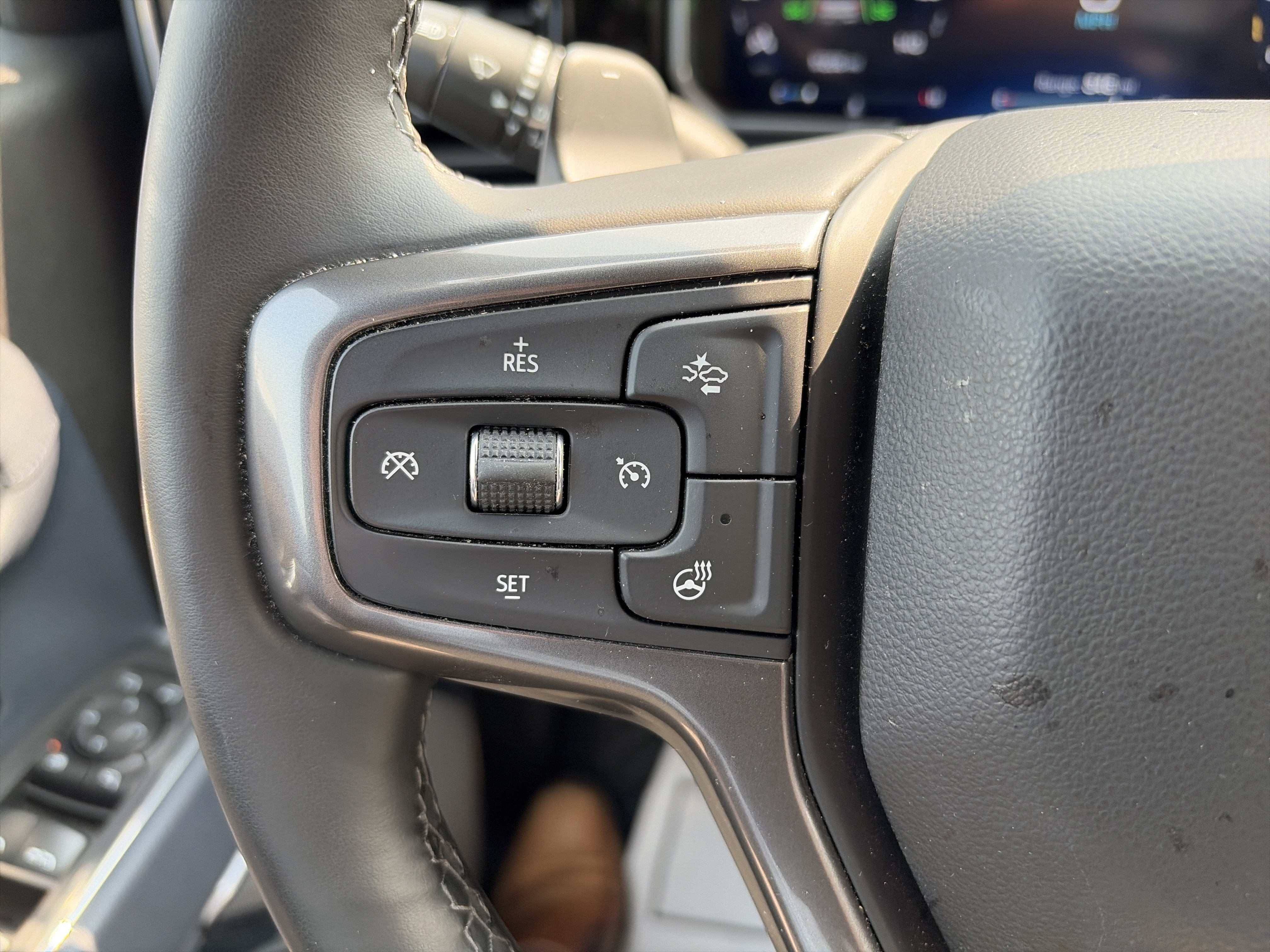 Used 2026 Chevrolet Silverado 1500 High Country w/ Technology Package AWD/4WD image 22