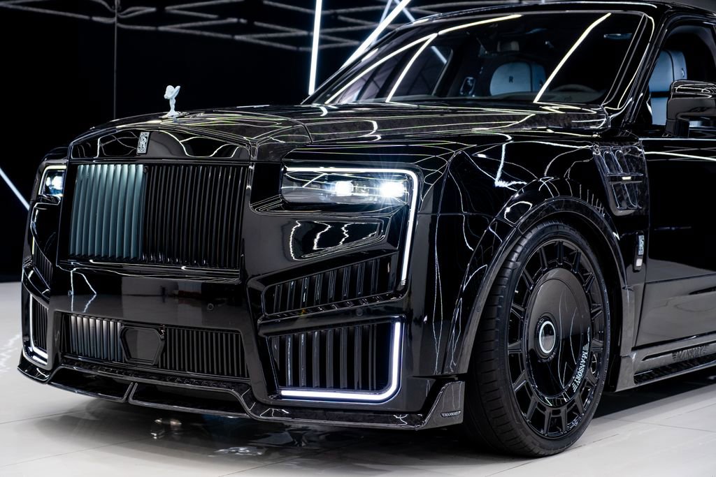 Used 2026 Rolls-Royce Cullinan image 4