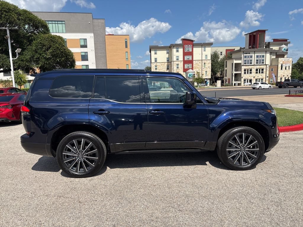 Certified 2025 Lexus GX 550 w/ Accessory Package (2T) AWD/4WD image 6