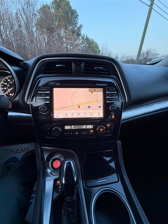 Used 2022 Nissan Maxima SV w/ Floor Mat Group image 15