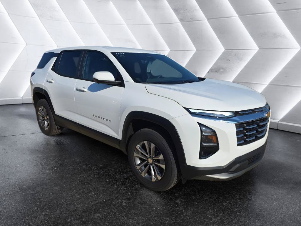 New 2027 Chevrolet Equinox LT w/ Safety and Technology Package FWD image 3
